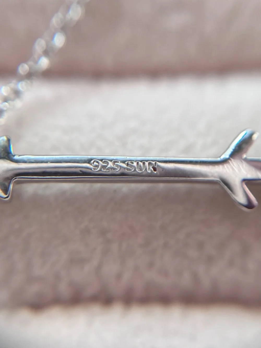 N059 | Natural Diamond Petite Arrow Necklace